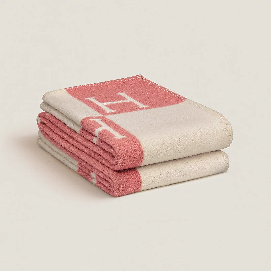 Soft Checked Throw Blanket with Cashmere-Style Finish