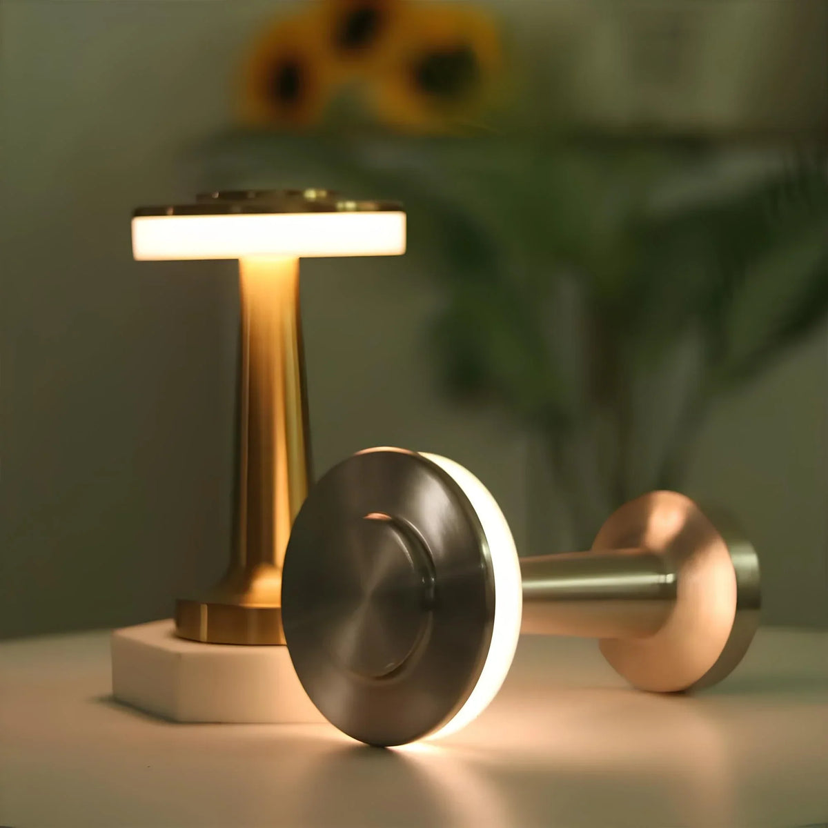 Portable Dimmable Table Lamp – Retro Cordless LED Light