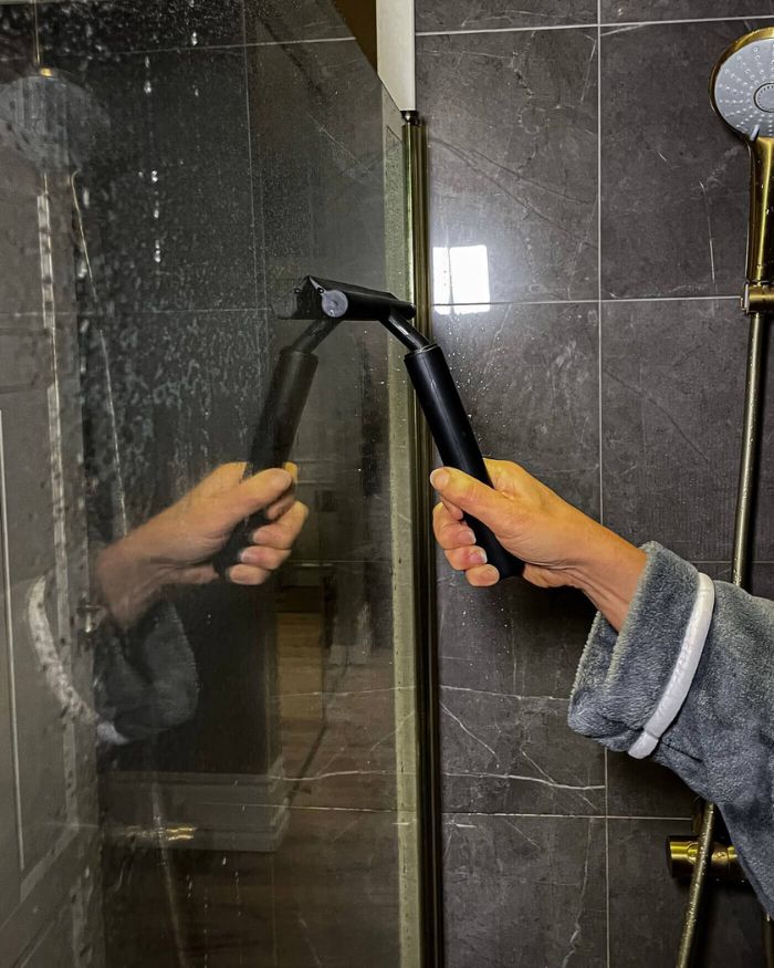 Deluxe Extendable Shower Squeegee – Long Telescopic Handle Glass Window Cleaner