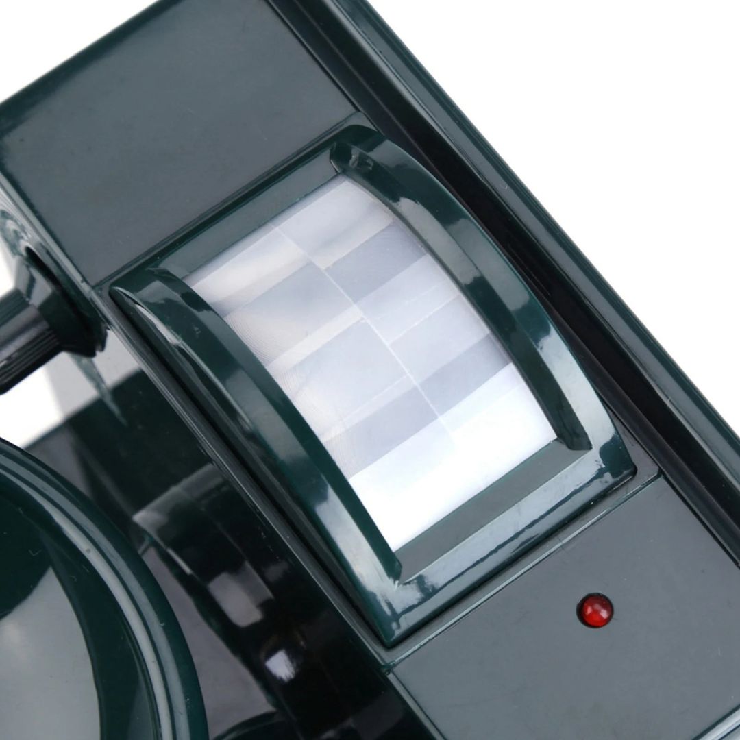 Solar Motion-Sensor Bird Scarer