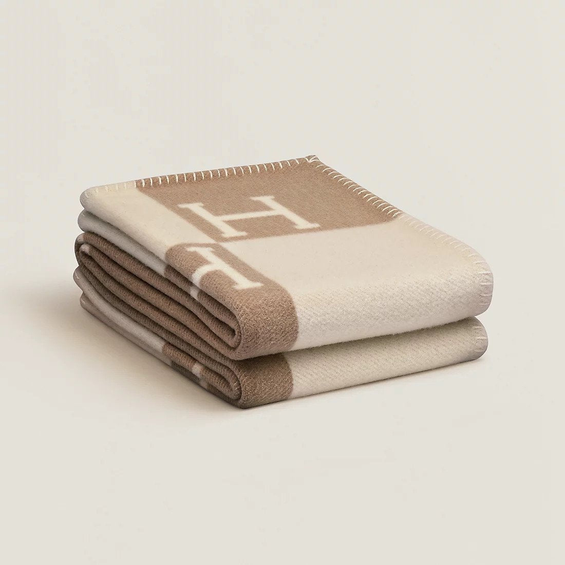 Soft Checked Throw Blanket with Cashmere-Style Finish