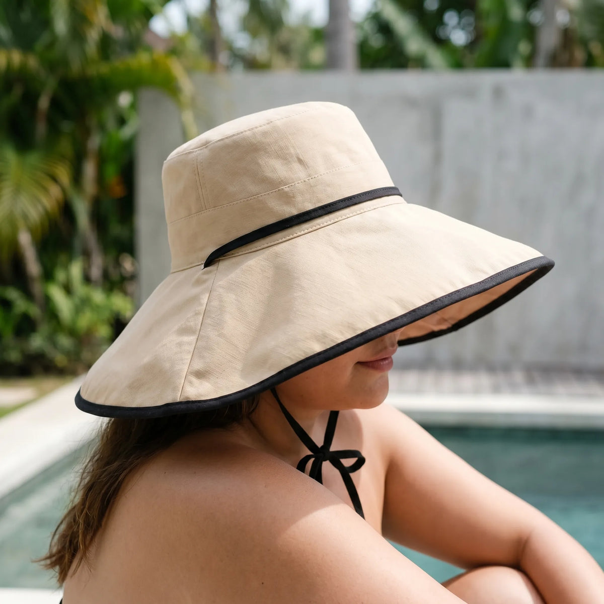 Foldable Wide Brim Sun Hat with Chin Strap