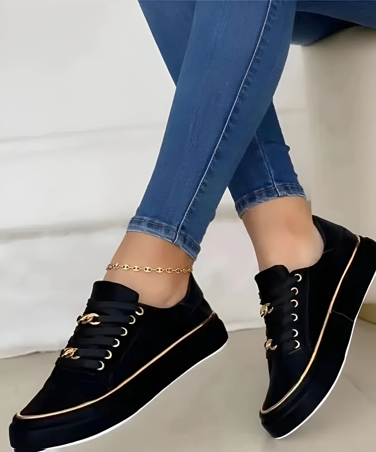 Women's Flatform Trainers with Chain Lace Detail