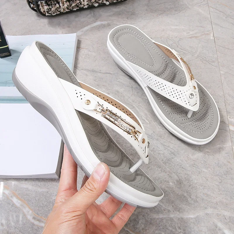 Women’s Soft Padded Comfort Sandals