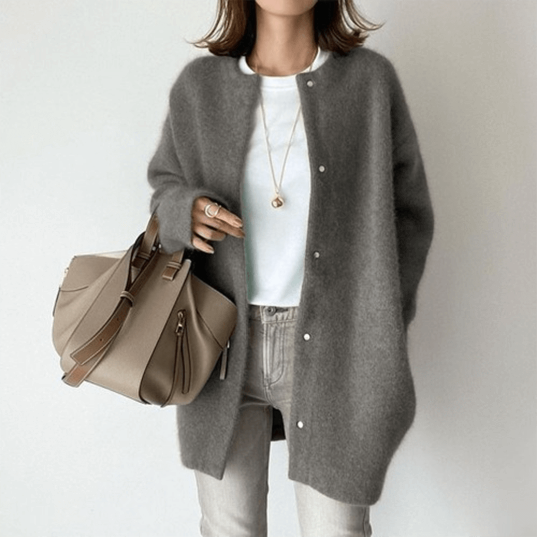 Women’s Lightweight Knit Cardigan – Relaxed Layer