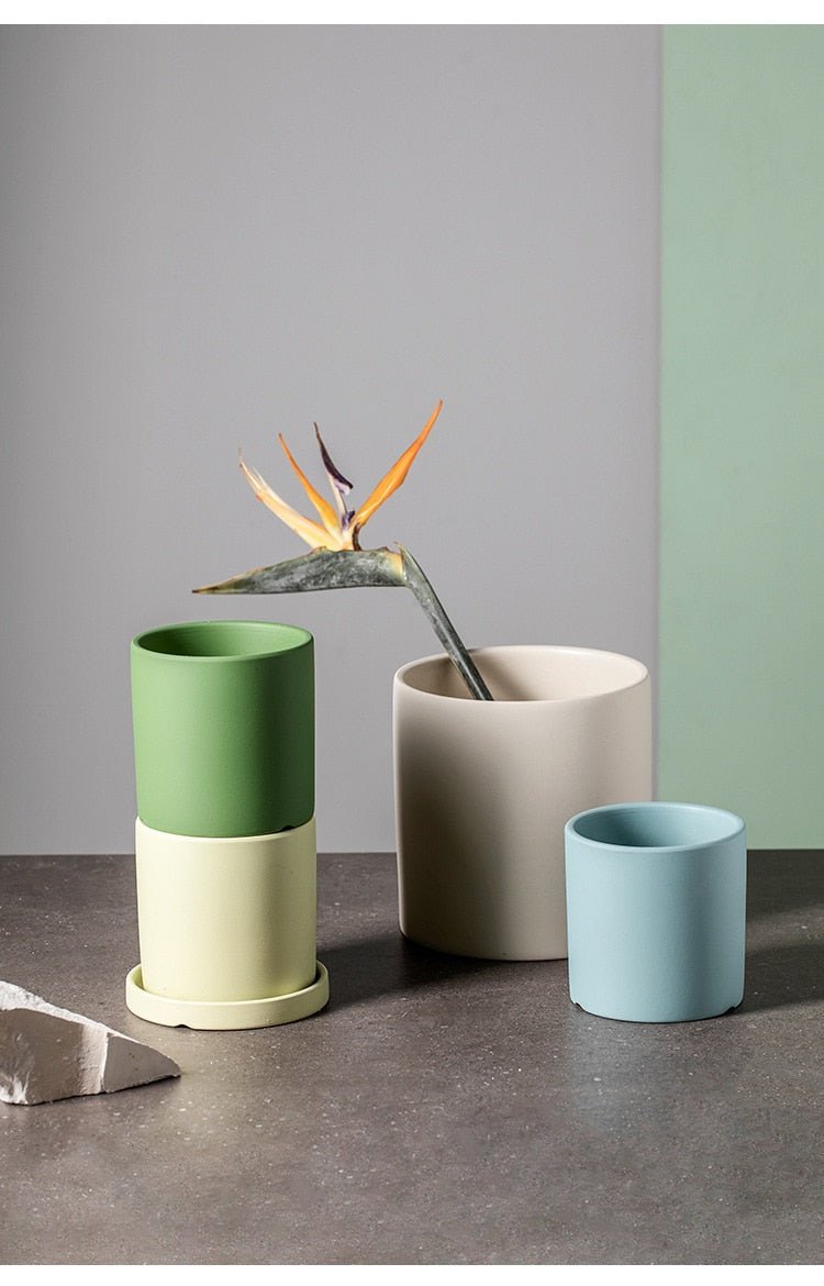 Ceramic Plant Pot with Saucer and Drainage Hole