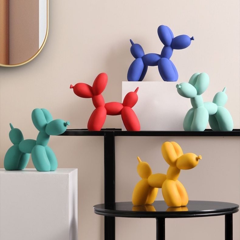 Resin Balloon Dog Sculpture