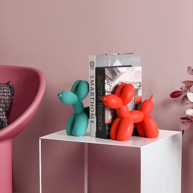 Resin Balloon Dog Sculpture