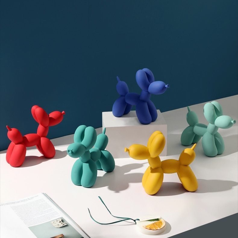 Resin Balloon Dog Sculpture