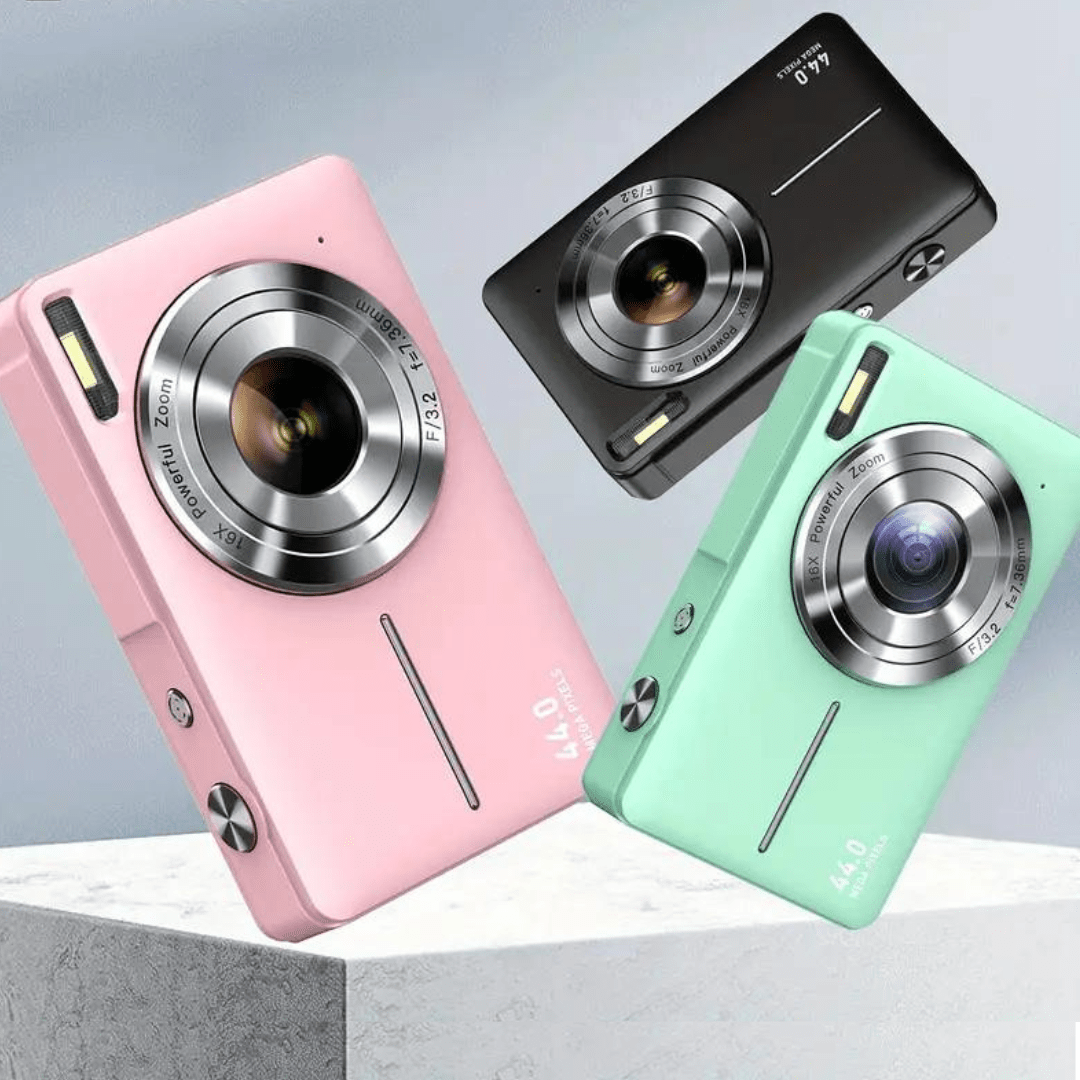 Retro Digital Camera with 32GB Storage