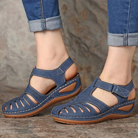 Astrid Women's Roman-Style Sandals
