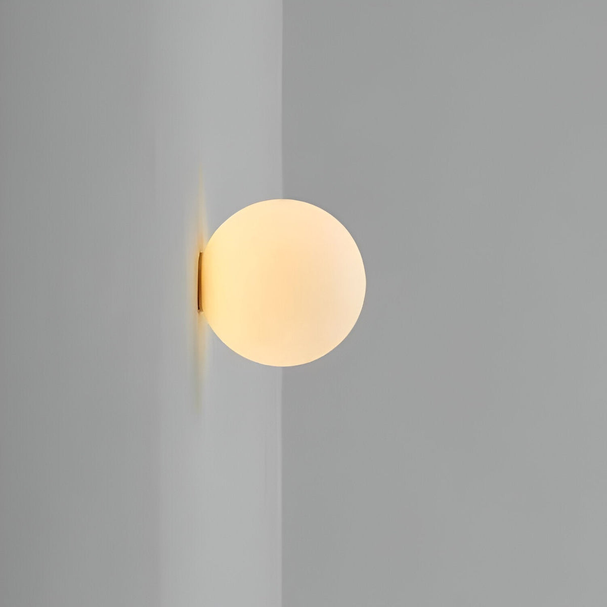 Round Glass Modern Wall Sconce