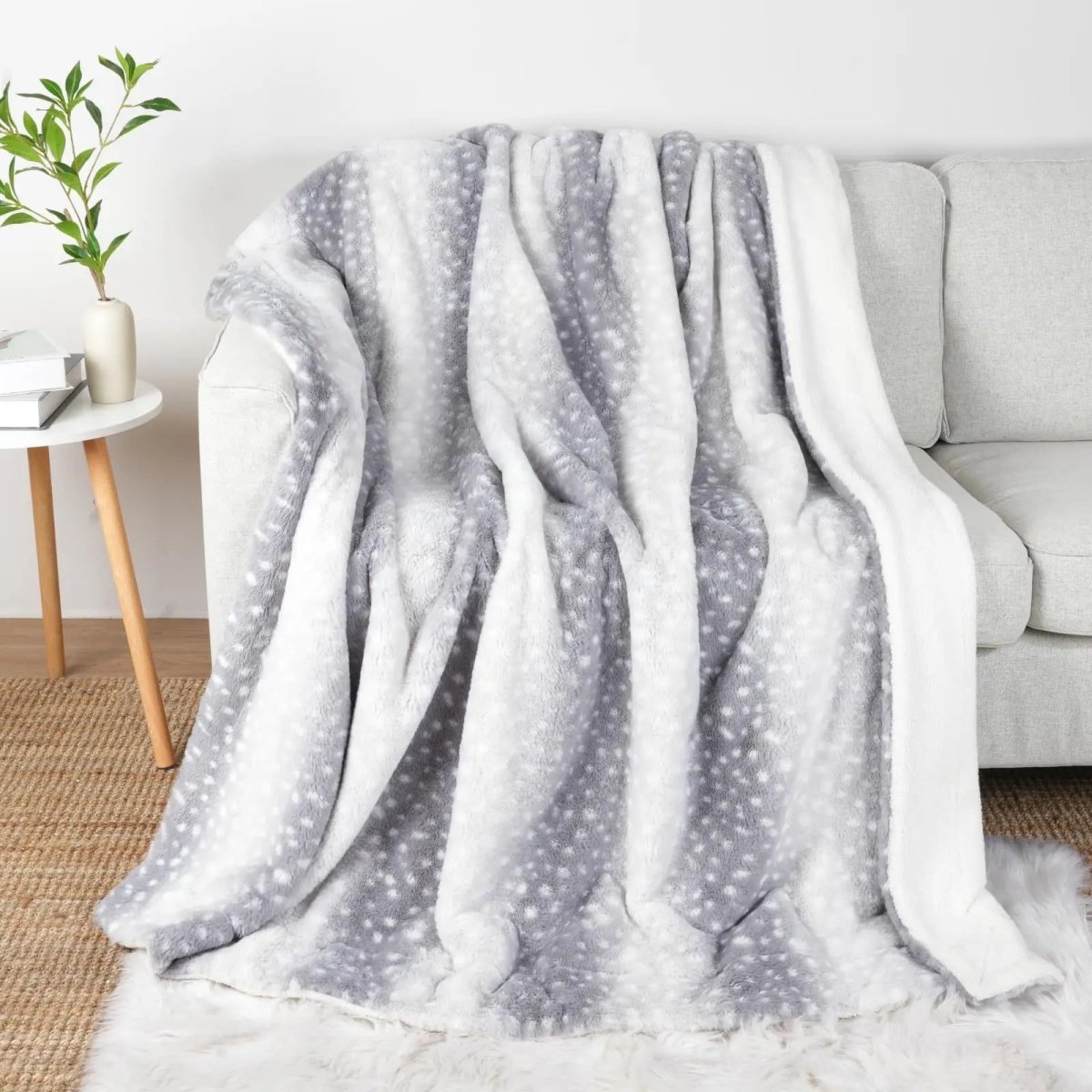 Reversible Faux Fur Deer Print Blanket