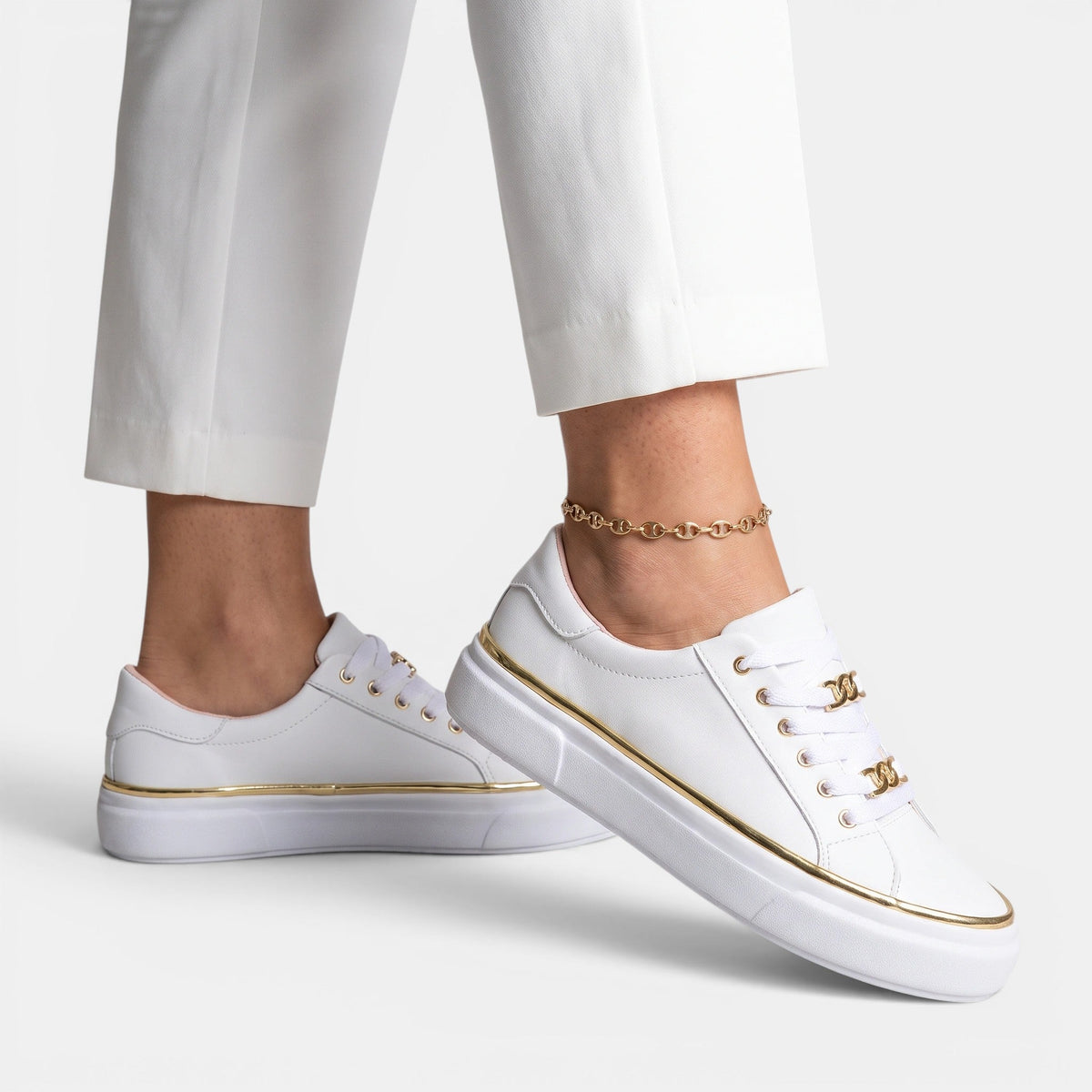 Women's Flatform Trainers with Chain Lace Detail